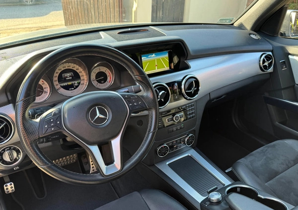 Mercedes-Benz GLK cena 74000 przebieg: 128000, rok produkcji 2012 z Warszawa małe 232
